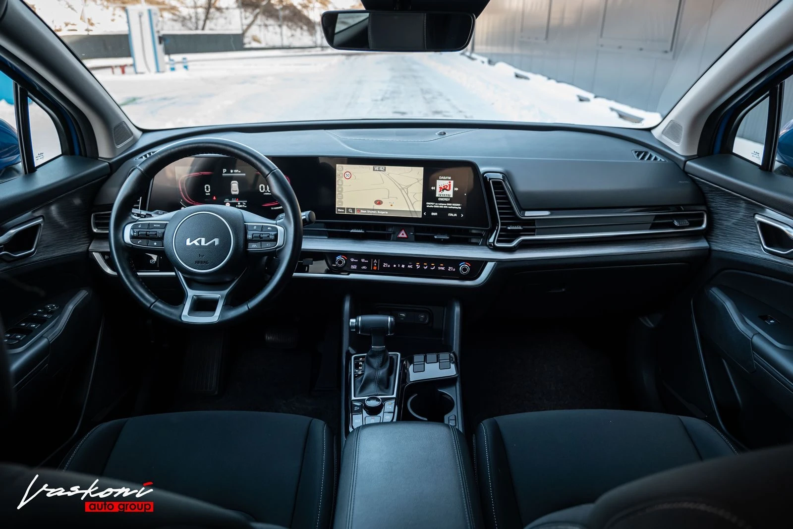 Kia Sportage V 1.6 CRDi DCT ГАРАНЦИЯ - изображение 7