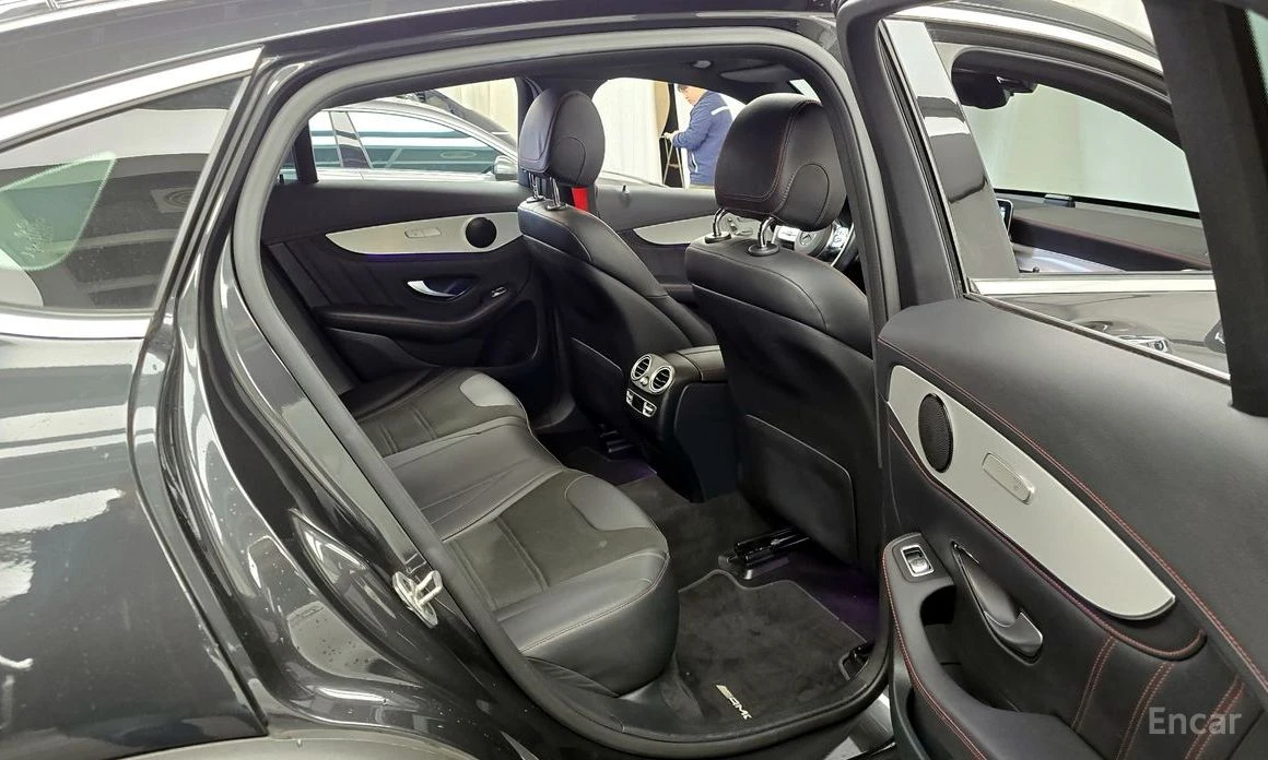 Mercedes-Benz GLC 43 AMG 4MATIC* FACE* DIGITAL DASH* 360 КАМЕРИ* CARBON, снимка 15 - Автомобили и джипове - 54230188