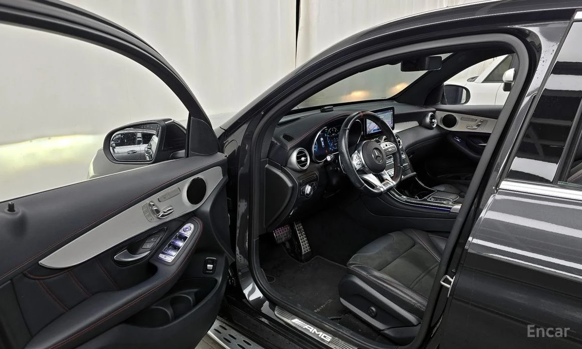 Mercedes-Benz GLC 43 AMG 4MATIC* FACE* DIGITAL DASH* 360 КАМЕРИ* CARBON, снимка 8 - Автомобили и джипове - 54230188