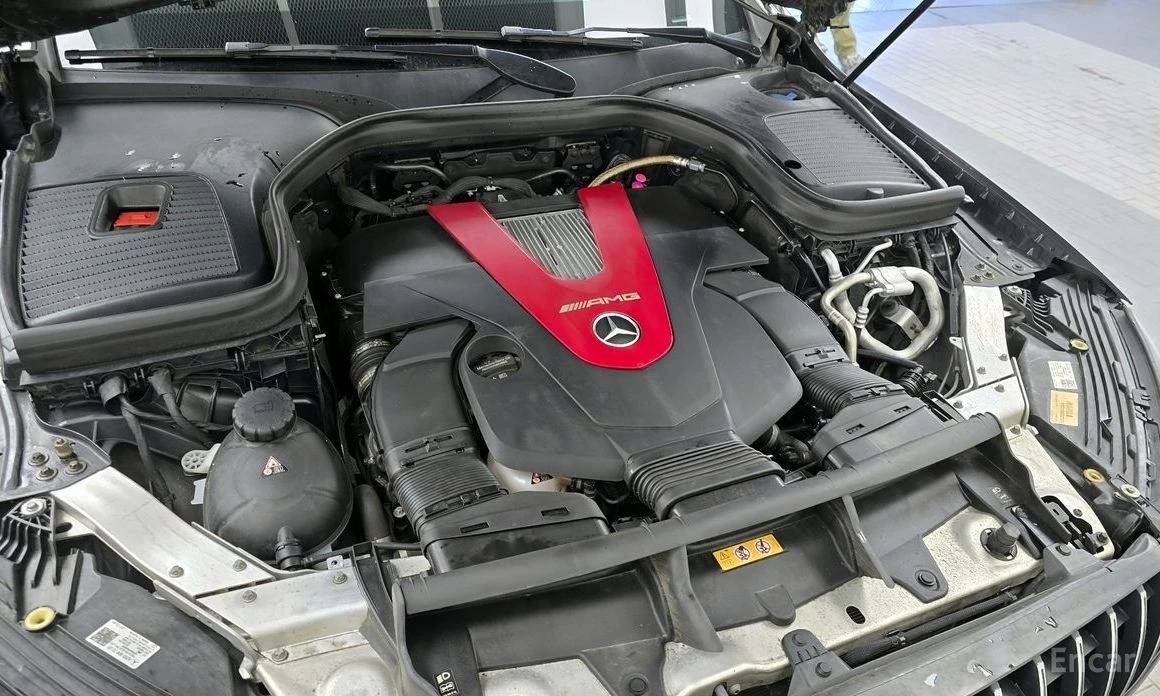 Mercedes-Benz GLC 43 AMG 4MATIC* FACE* DIGITAL DASH* 360 КАМЕРИ* CARBON, снимка 5 - Автомобили и джипове - 54230188