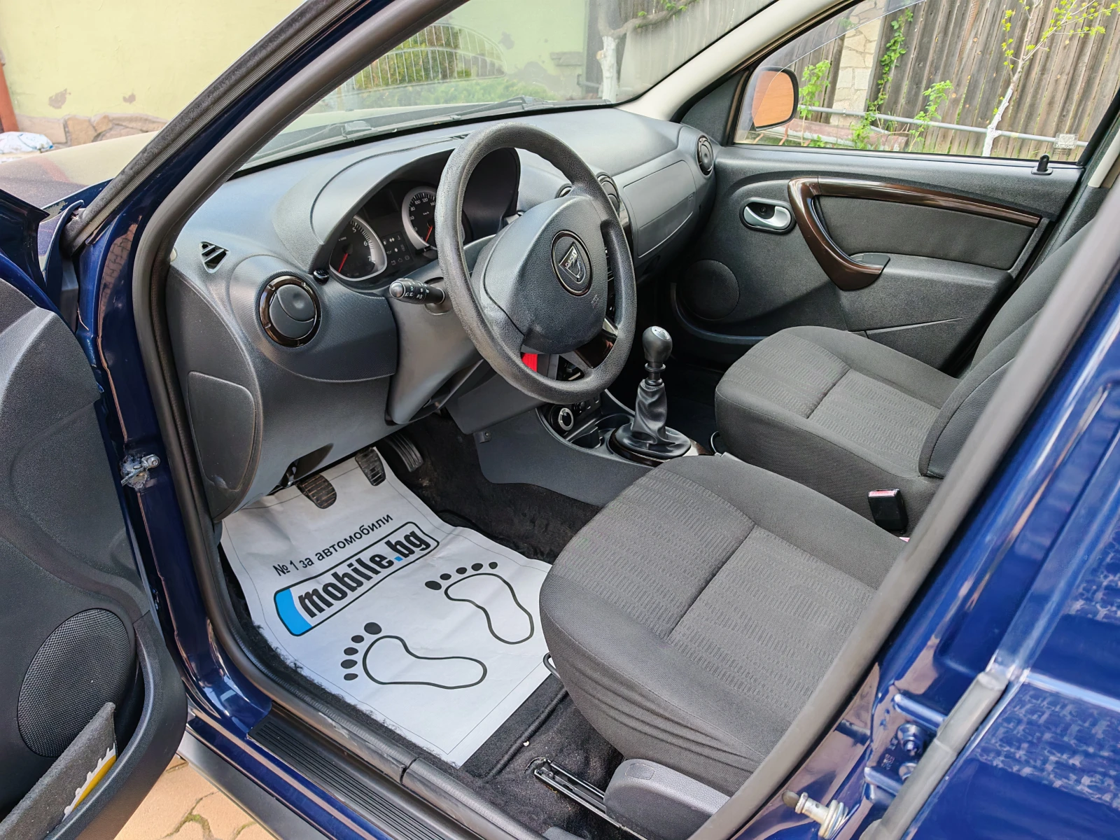 Dacia Duster 1.5DCI-4x4, снимка 7 - Автомобили и джипове - 54344740