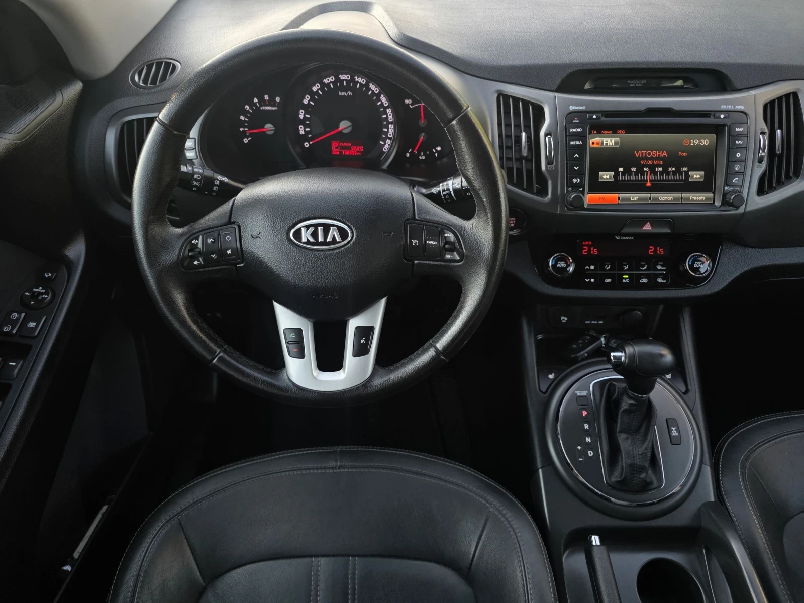 Kia Sportage 2.0CRDI 4X4 AUTOMATIC 130000km, снимка 9 - Автомобили и джипове - 55215299