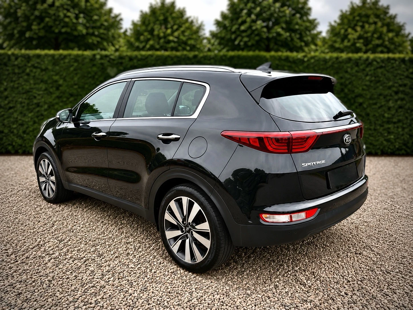 Kia Sportage 1.7 CRDi 2WD, снимка 5 - Автомобили и джипове - 55395193