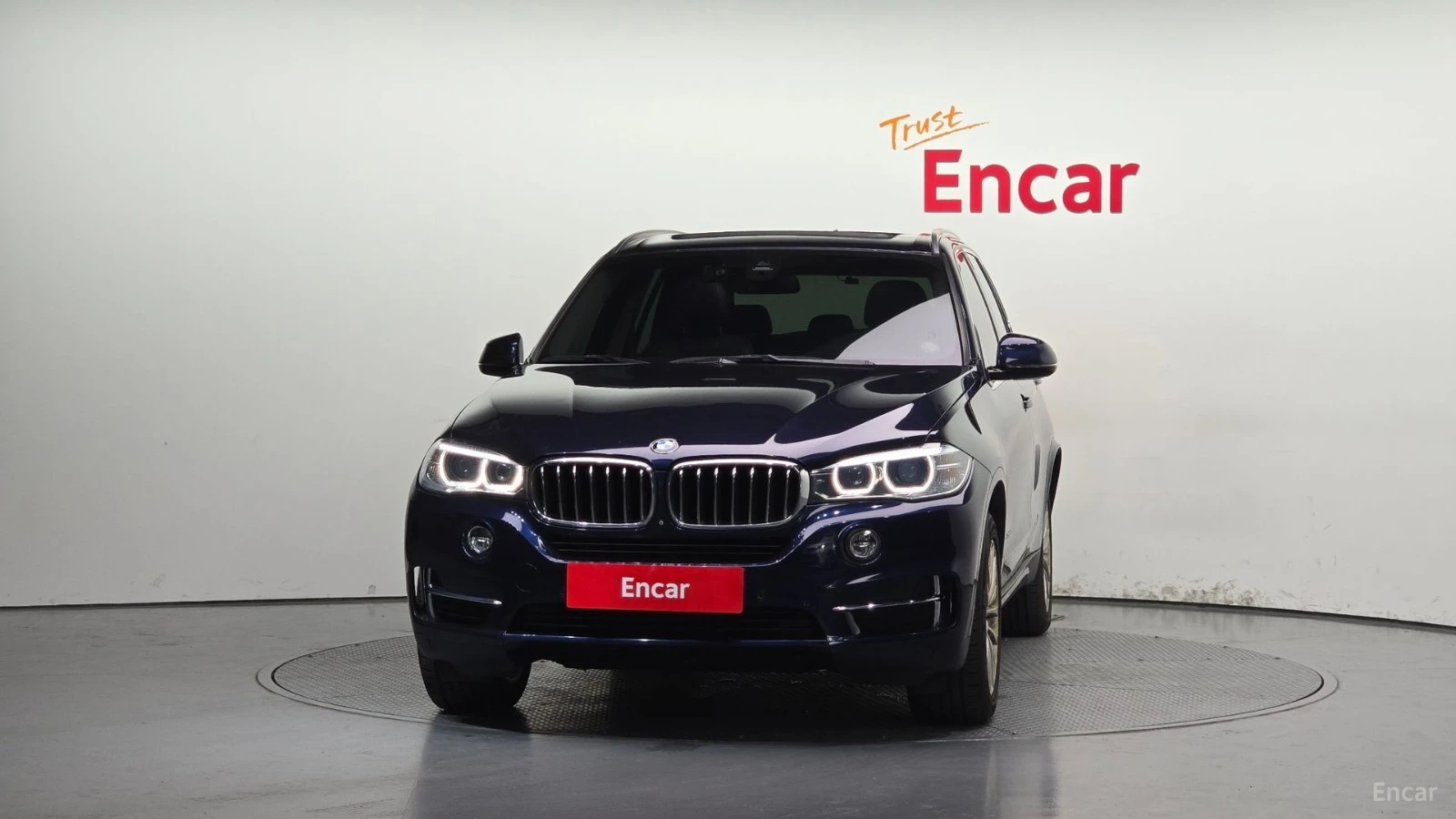 BMW X5 * X-DRIVE* 360* Ambient Light* Head-up* , снимка 3 - Автомобили и джипове - 55656006