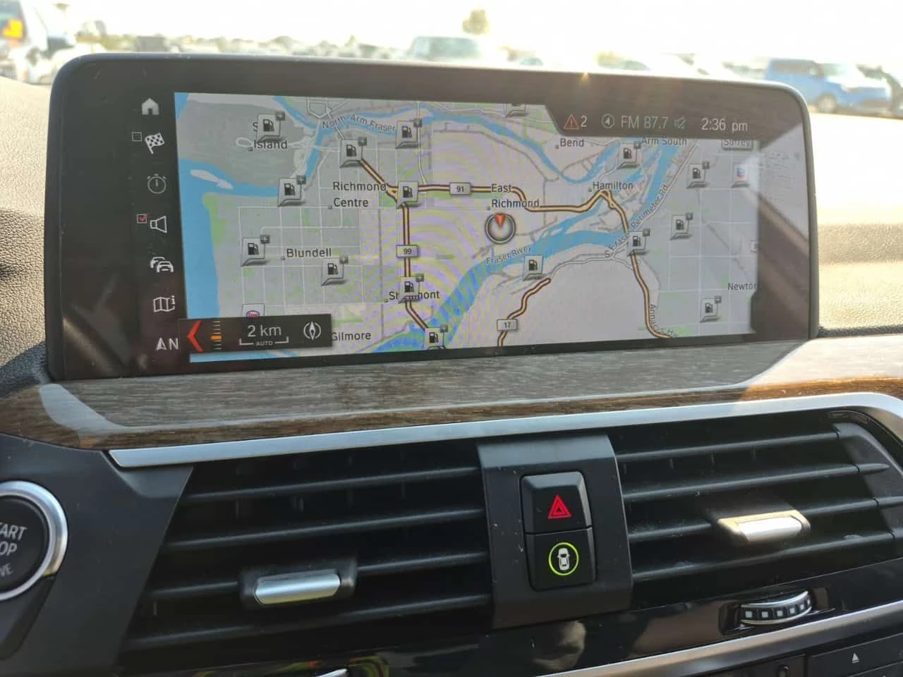 BMW X3 xDrive30i / АВТОКРЕДИТ / ПАНОРАМА / ПОДГРЕВИ , снимка 12 - Автомобили и джипове - 55662223
