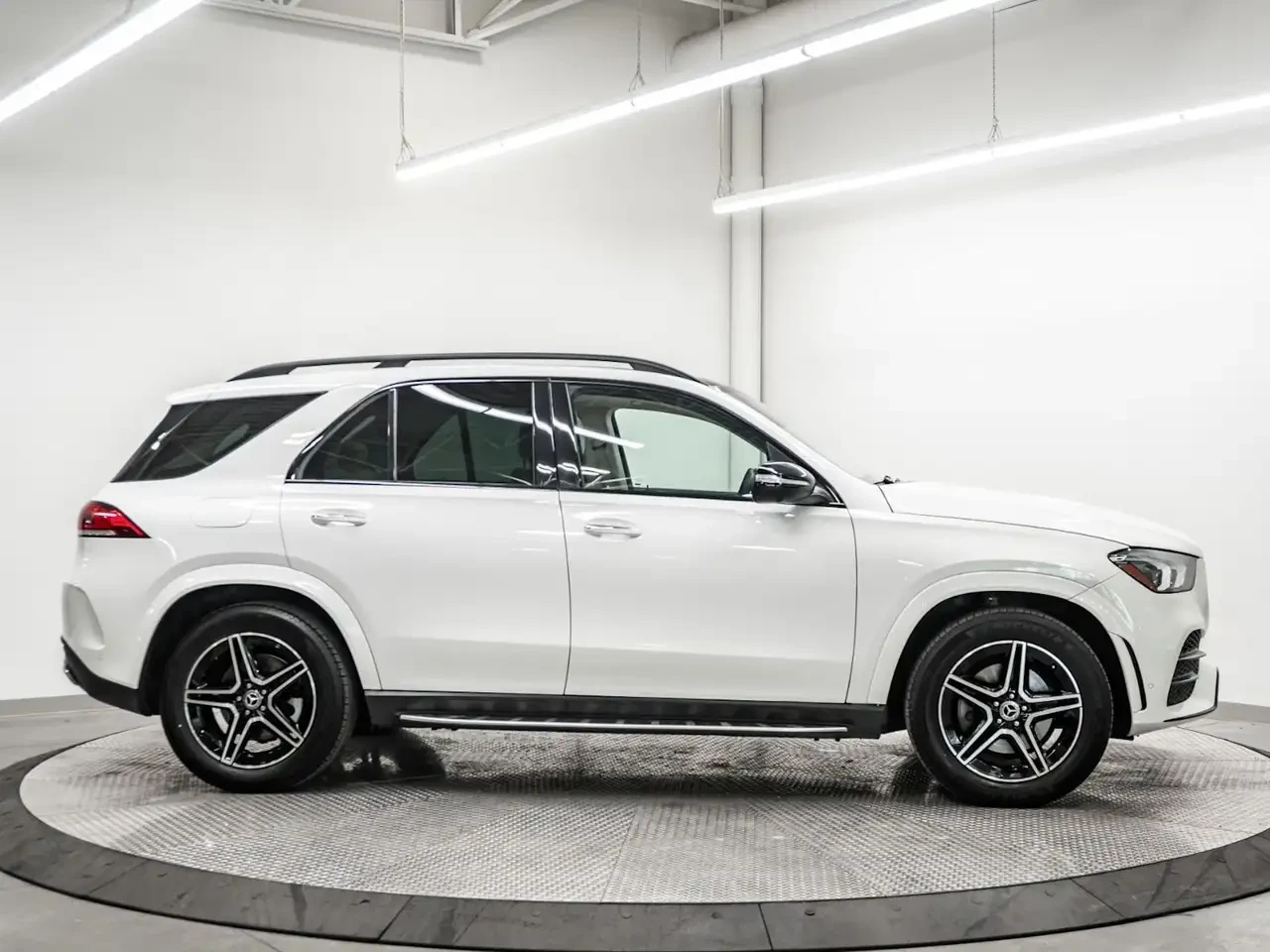 Mercedes-Benz GLE, снимка 7 - Автомобили и джипове - 56180836