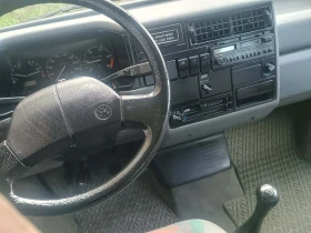 VW T4 2.4 D  1996г 140000км реални. Мултивана.  | Auto.bg — изображение 12
