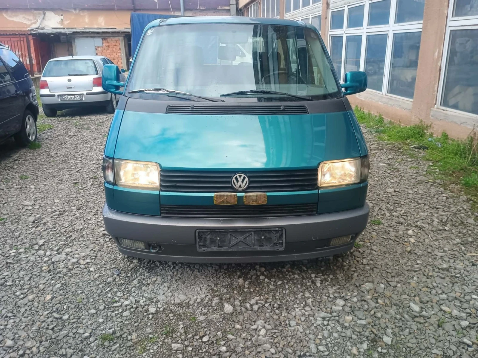 VW T4 2.4 D  1996г 140000км реални. Мултивана. , снимка 2 - Бусове и автобуси - 54167672