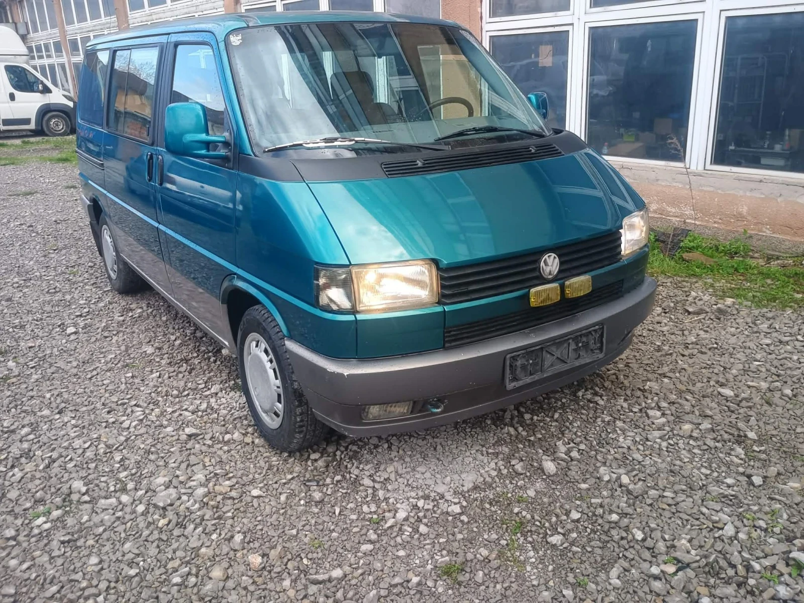 VW T4 2.4 D  1996г 140000км реални. Мултивана. 