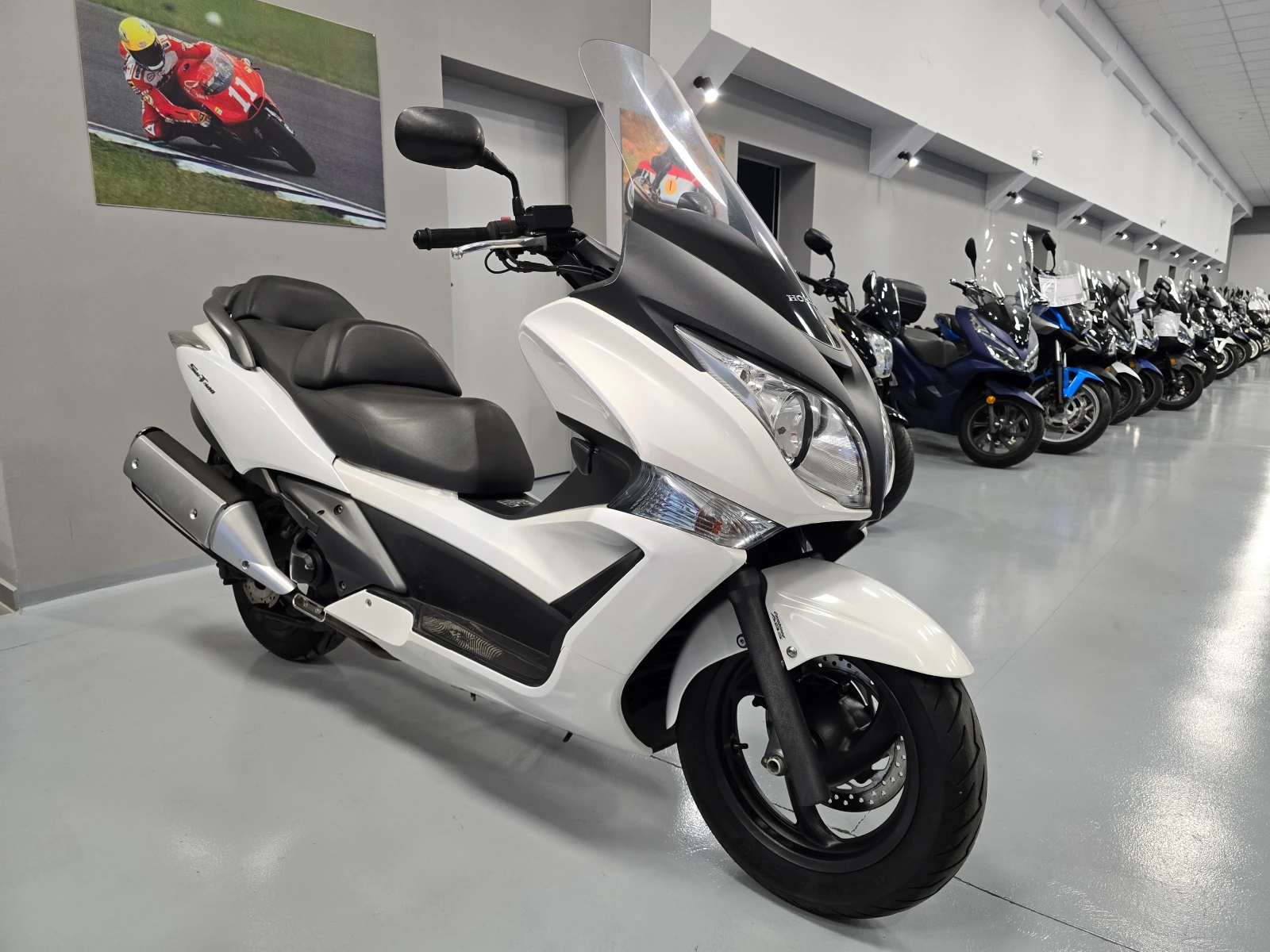 Honda Silver Wing 400ie, SW-T 400, ABS-2015г. - изображение 2