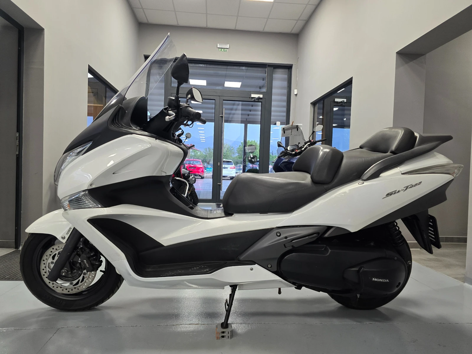 Honda Silver Wing 400ie, SW-T 400, ABS-2015г. - изображение 8
