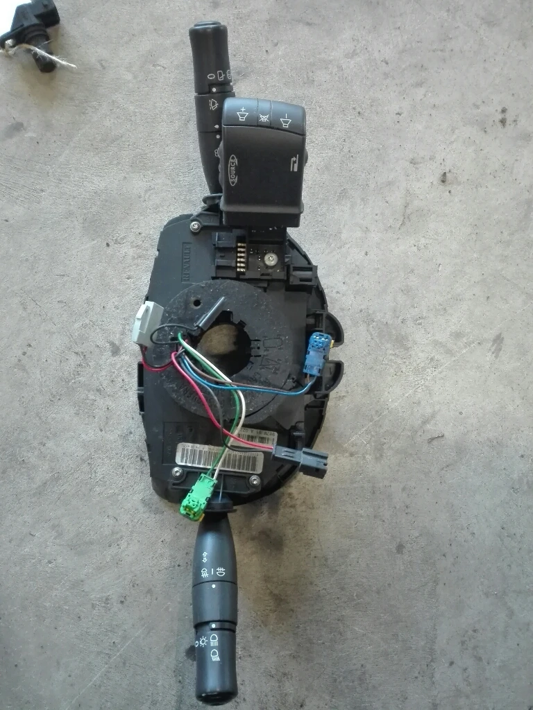 лентов кабел рено меган 1.9 ключ мигачи