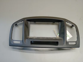 Рамка дисплей, централна конзола Опел Инсигния 2.0д (д)