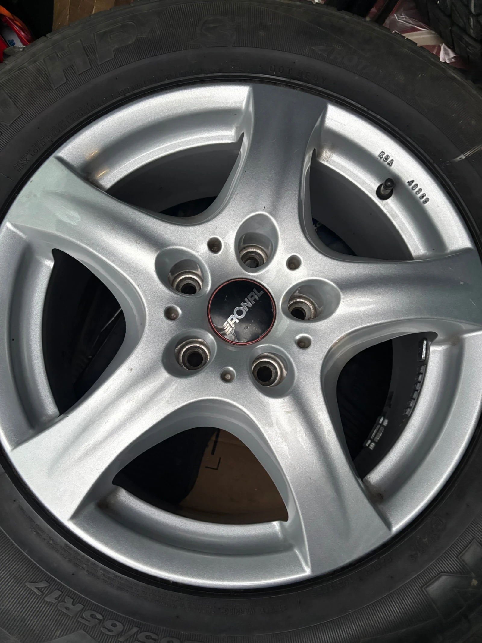    235/65R17  VW | Mobile.bg   1