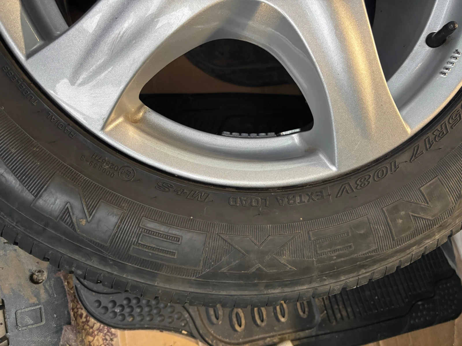    235/65R17  VW | Mobile.bg   7