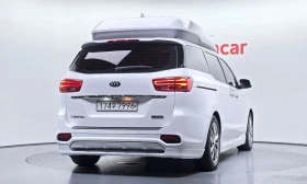 Kia Carnival * Gasoline 9 Seater Hi Limousine* АВТОКРЕДИТ* , снимка 4