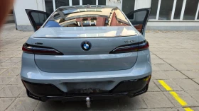    BMW 750