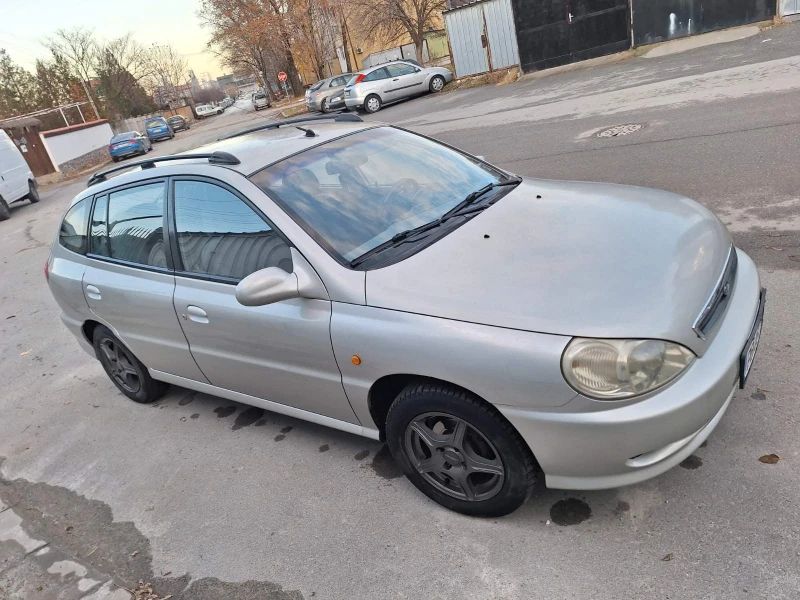 Kia Rio Комби, снимка 5 - Автомобили и джипове - 48603633