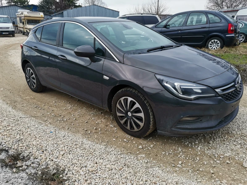 Opel Astra, снимка 1 - Автомобили и джипове - 49249983