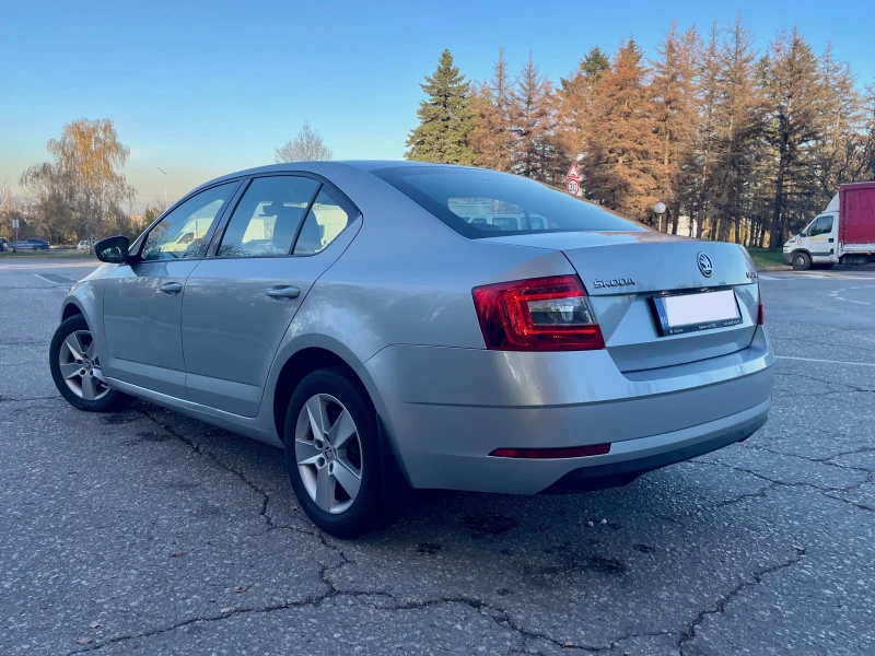 Skoda Octavia 1.6 TDI Лизинг, снимка 5 - Автомобили и джипове - 53011856