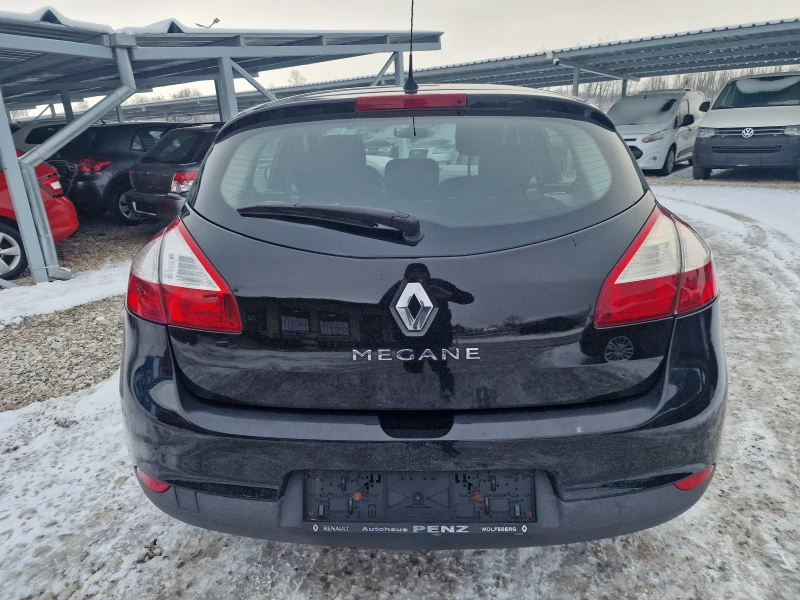 Renault Megane 1.6 BENZIN, снимка 7 - Автомобили и джипове - 53340175