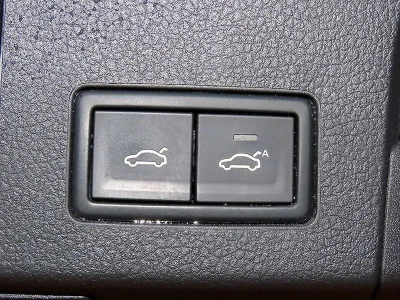 VW Arteon 2.0 TDI PRESTIGE, снимка 16 - Автомобили и джипове - 54868189