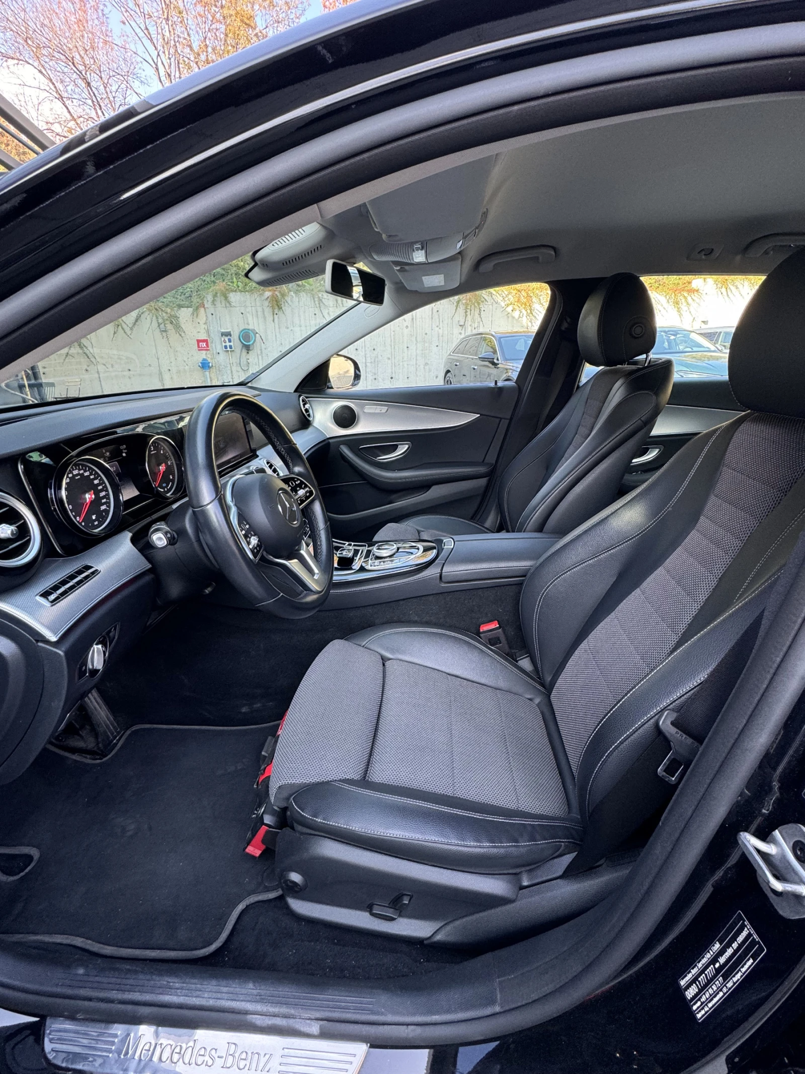 Mercedes-Benz E 300 DE | Mobile.bg   11