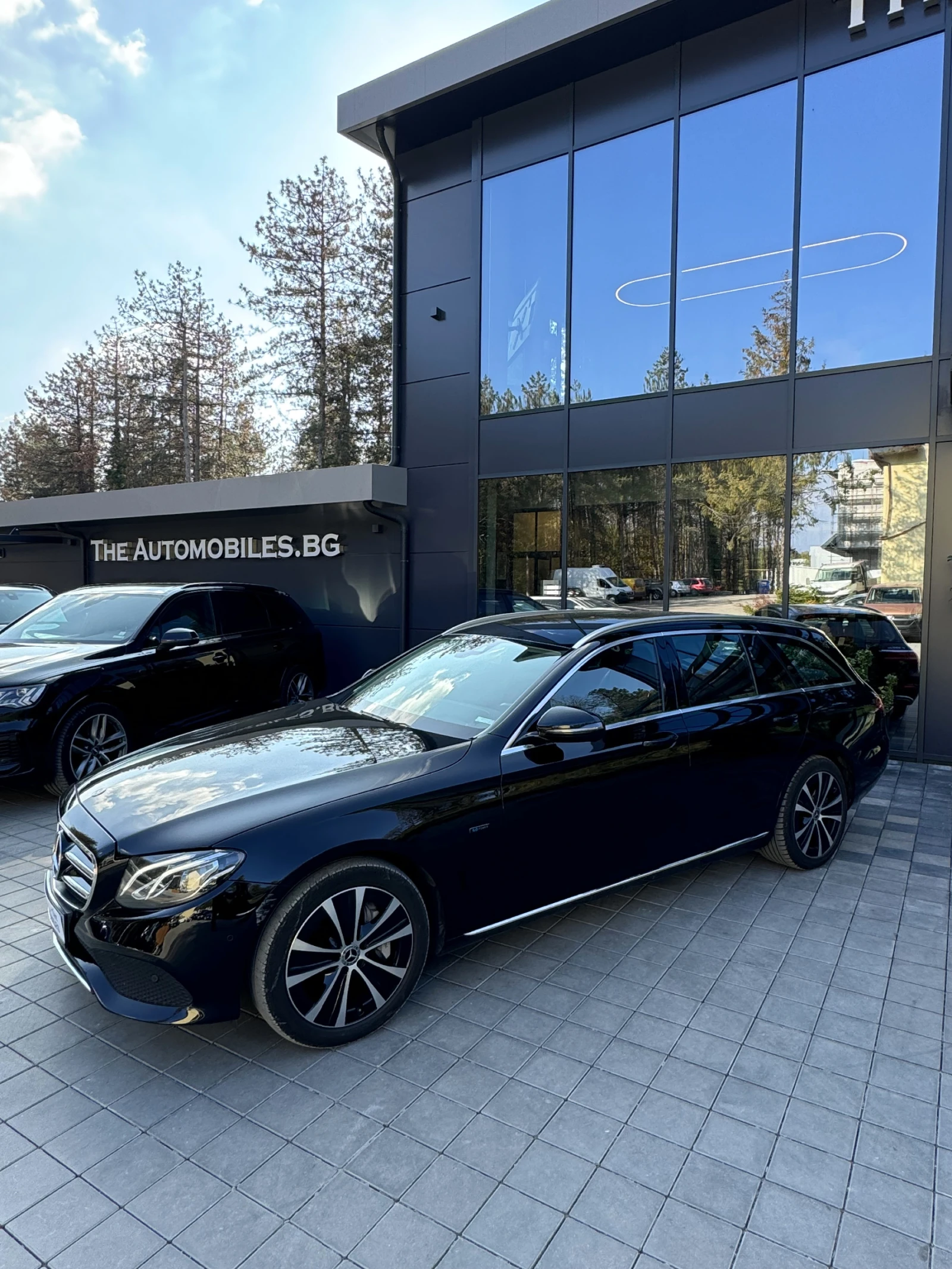 Mercedes-Benz E 300 DE - изображение 4
