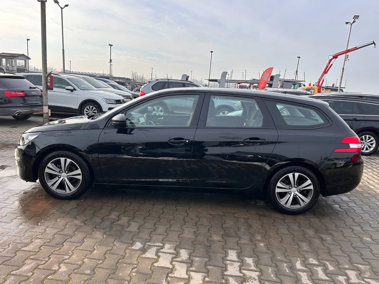 Peugeot 308 1.6HDI NAVI  - изображение 9