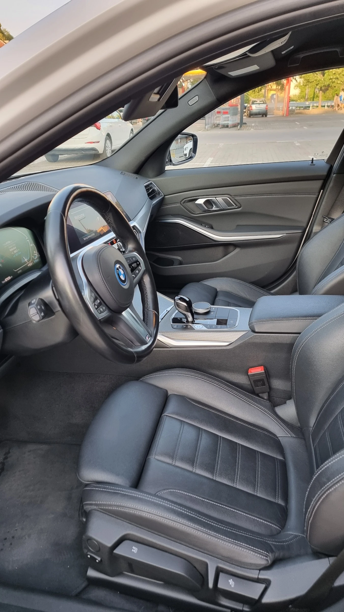 BMW 330 330e xDrive M Sportpaket - изображение 9