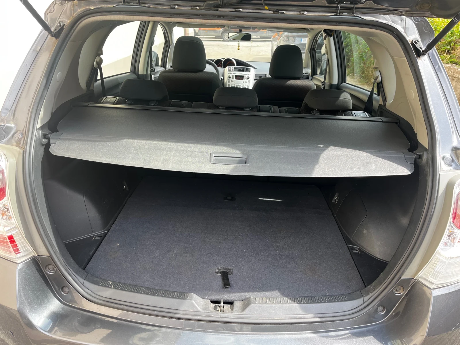 Toyota Verso 2.0d4d 126к.с. - изображение 7