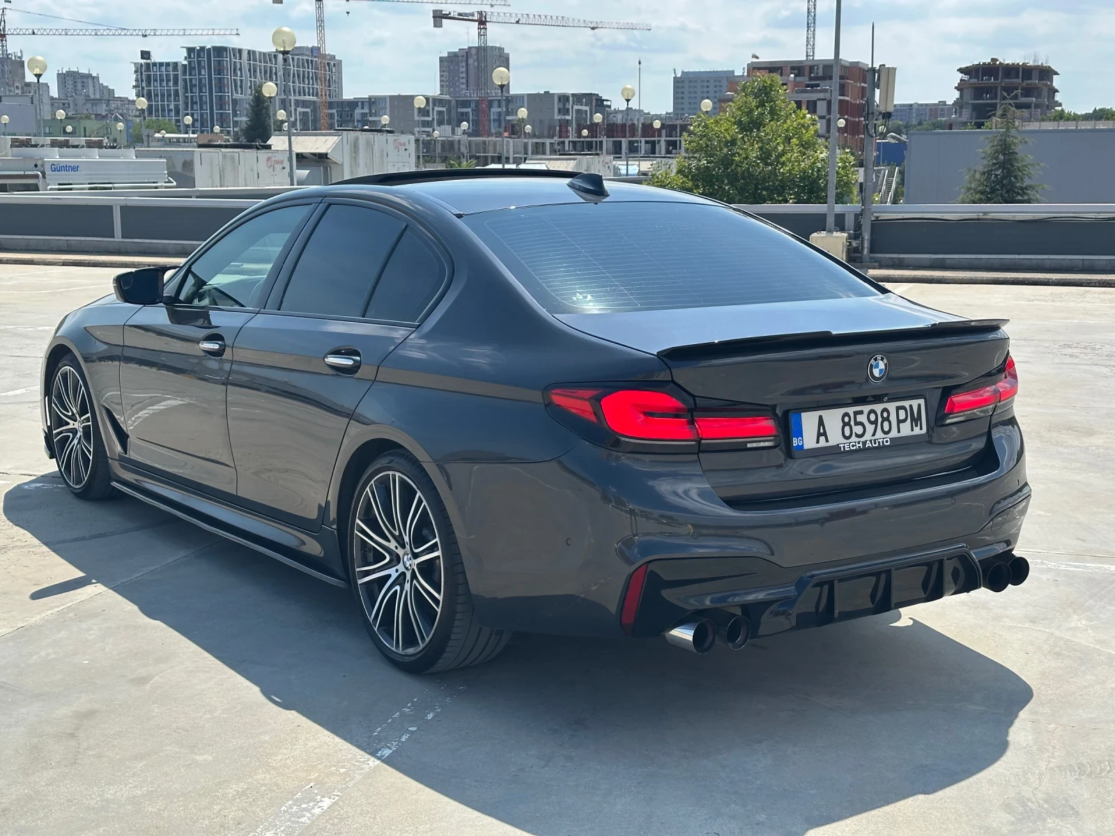BMW 540 i xDrive | M Paket | 67хил км - изображение 4