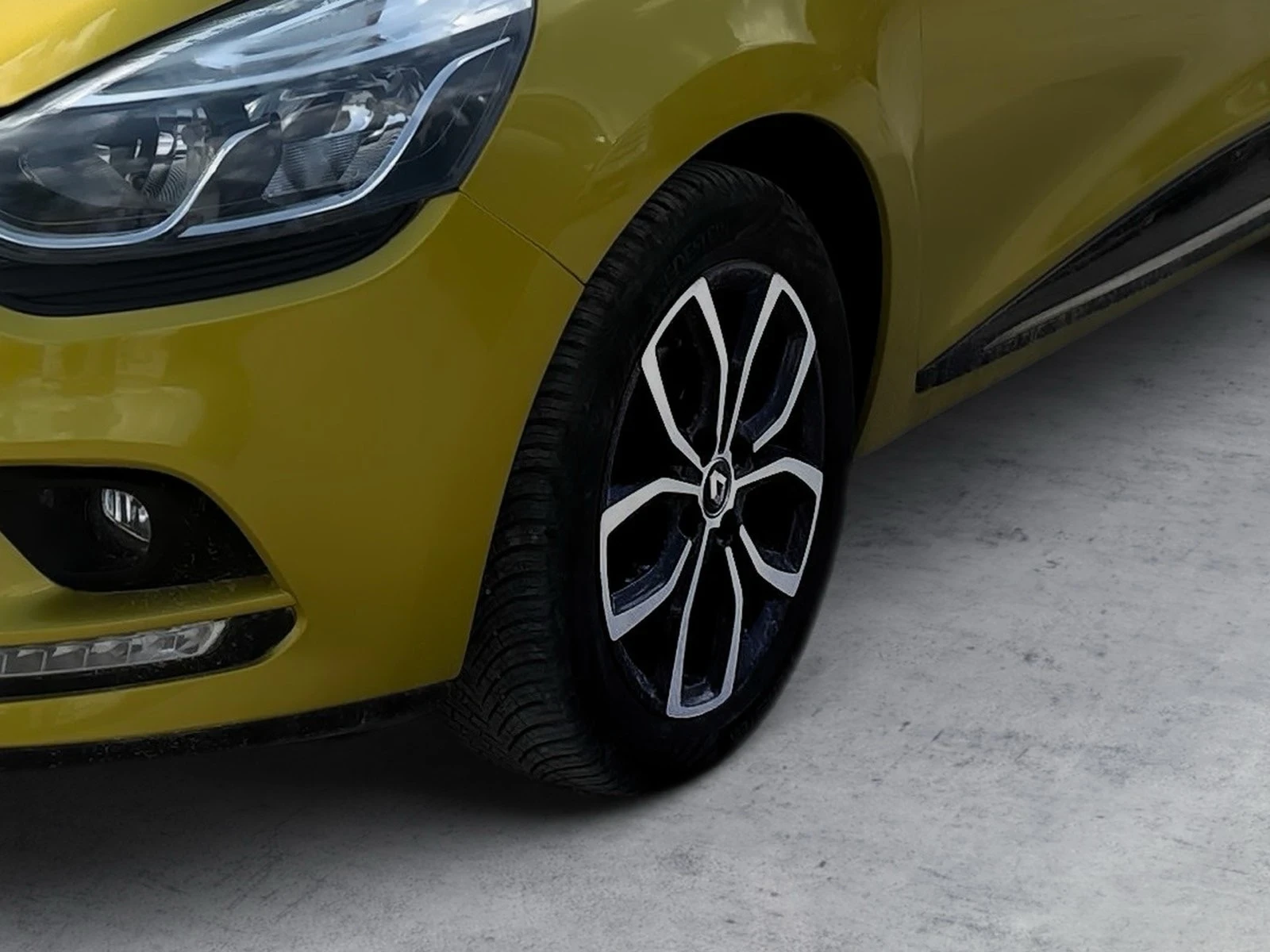 Renault Clio Limited  - изображение 8