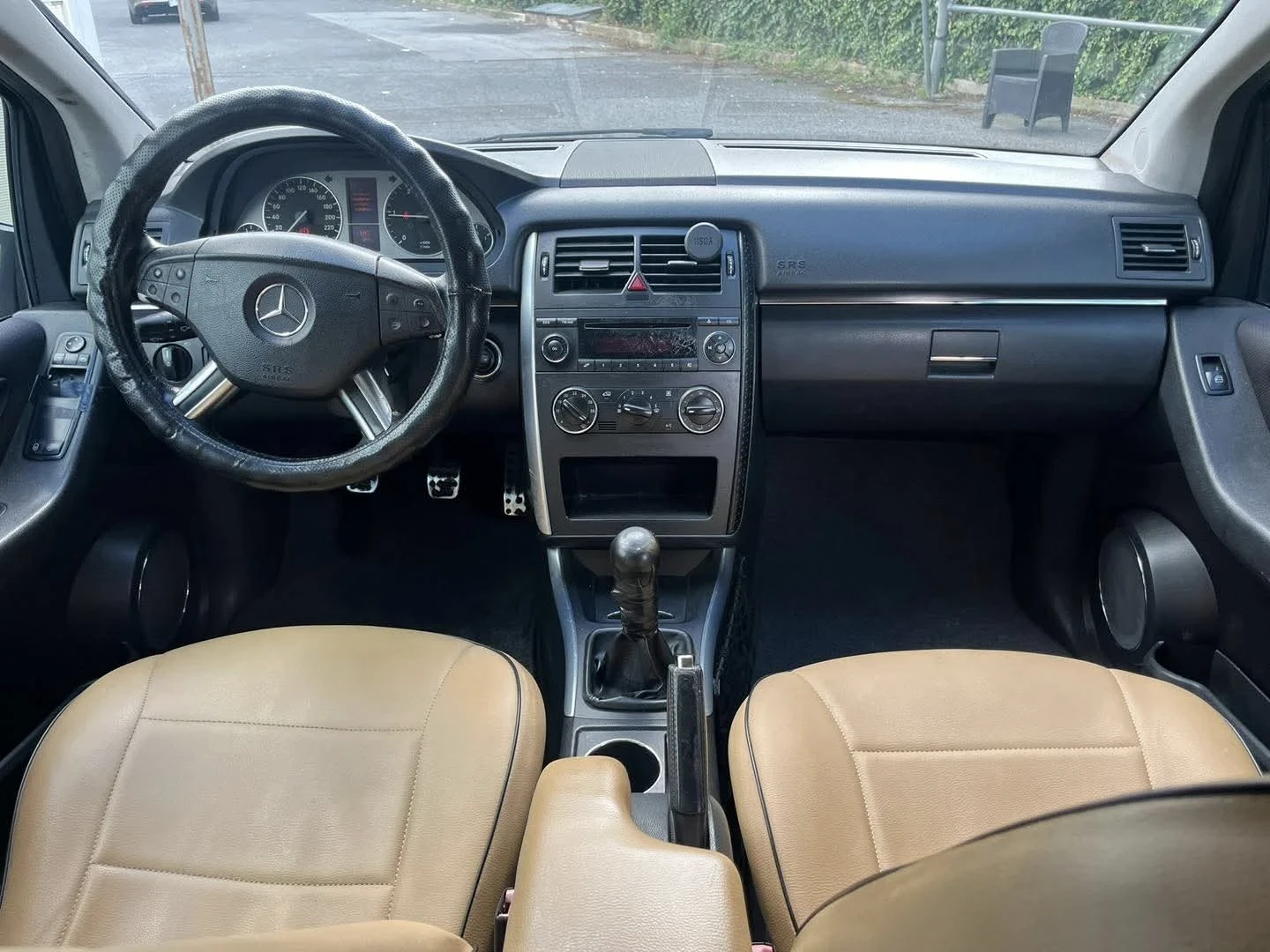 Mercedes-Benz B 180  - изображение 4