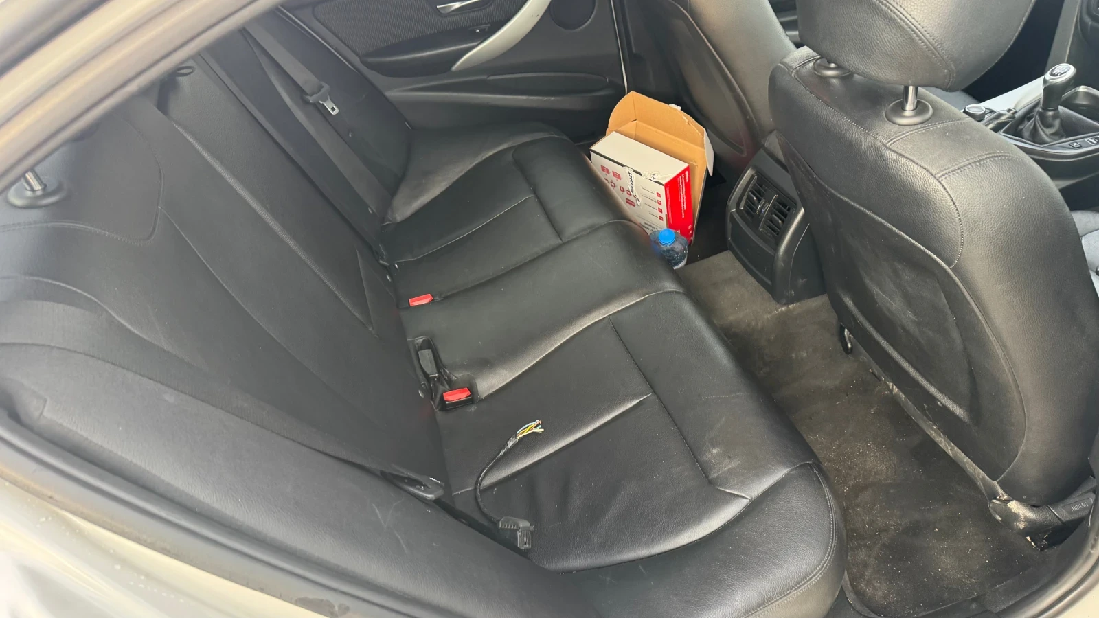 BMW 318, снимка 11 - Автомобили и джипове - 53727763