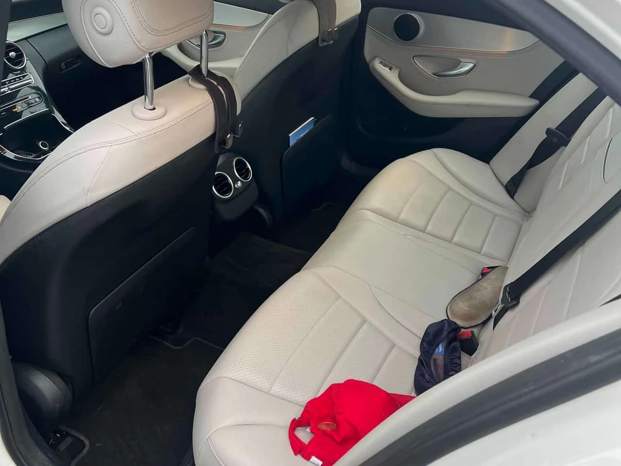 Mercedes-Benz C 300 CARFAX/ПАНОРАМА/ПОДГРЕВИ/ПАРКТРОНИК, снимка 10 - Автомобили и джипове - 53990151