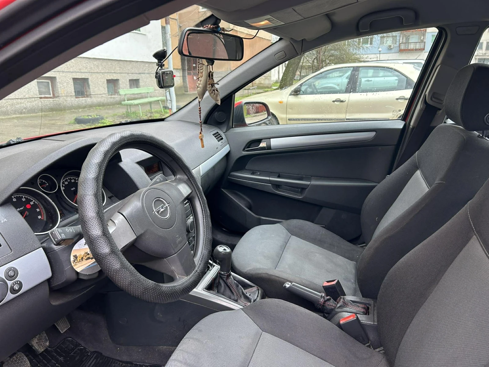 Opel Astra H, снимка 16 - Автомобили и джипове - 54103708
