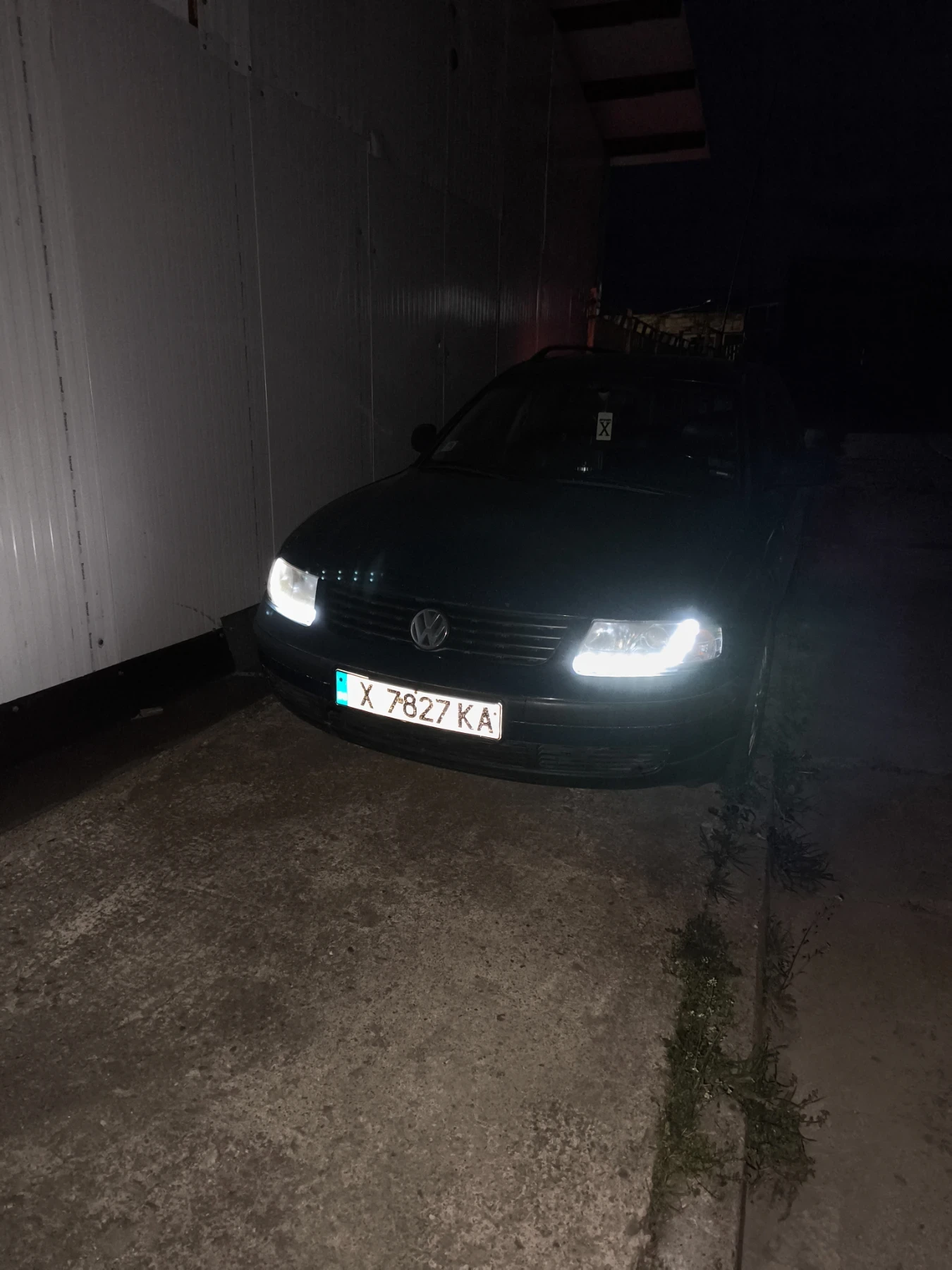 VW Passat, снимка 3 - Автомобили и джипове - 54168432