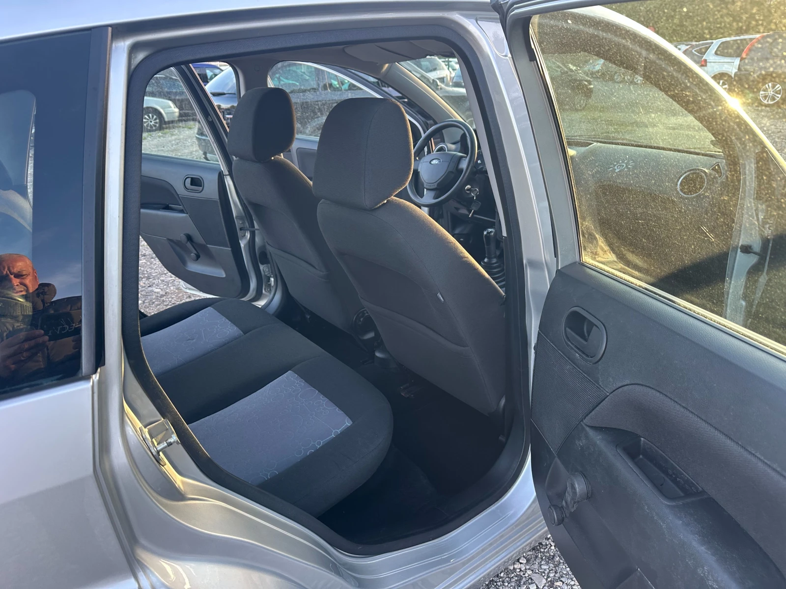 Ford Fiesta 1.4i 80kc | Mobile.bg � ����������� 16