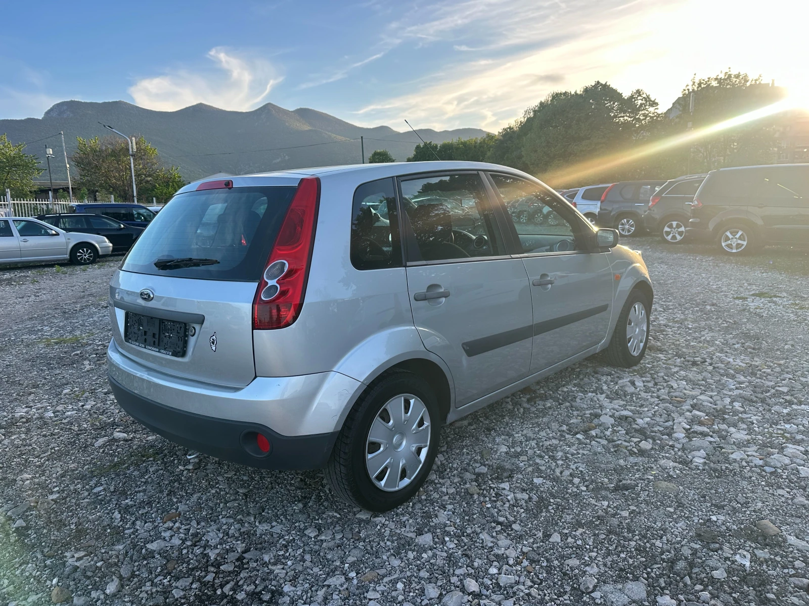 Ford Fiesta 1.4i 80kc | Mobile.bg � ����������� 3