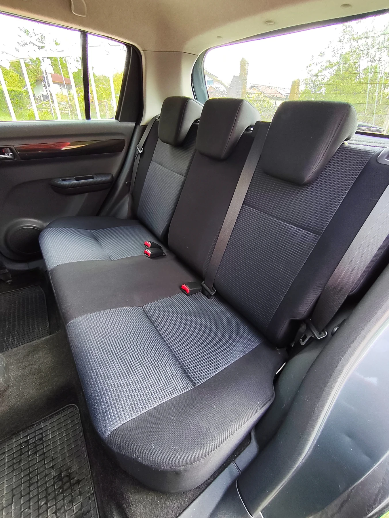 Suzuki Swift Газ, снимка 14 - Автомобили и джипове - 54378159