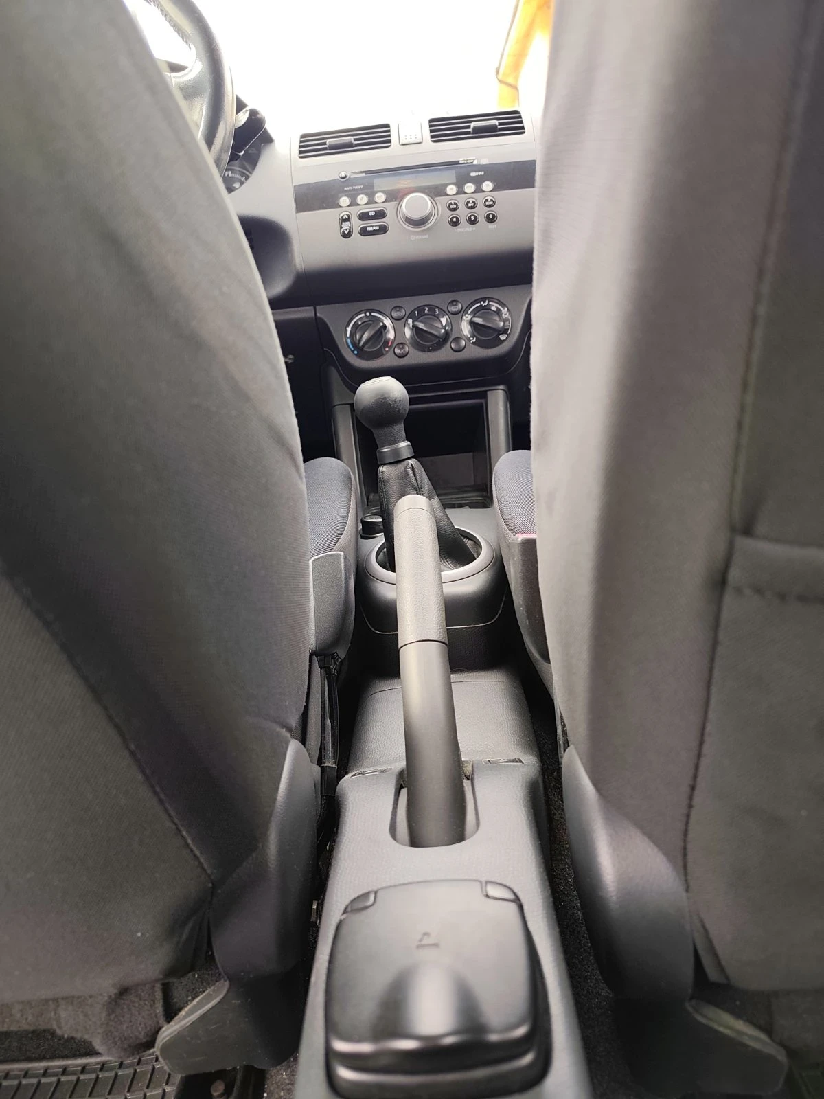 Suzuki Swift Газ, снимка 12 - Автомобили и джипове - 54378159