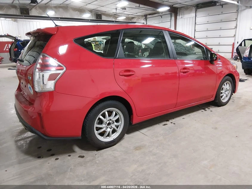 Toyota Prius 1.8l V Three, снимка 4 - Автомобили и джипове - 54395898