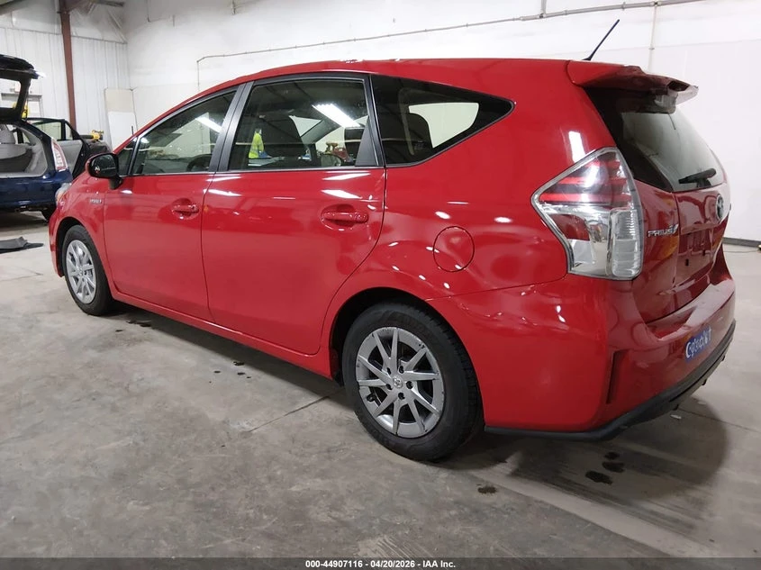 Toyota Prius 1.8l V Three, снимка 3 - Автомобили и джипове - 54395898