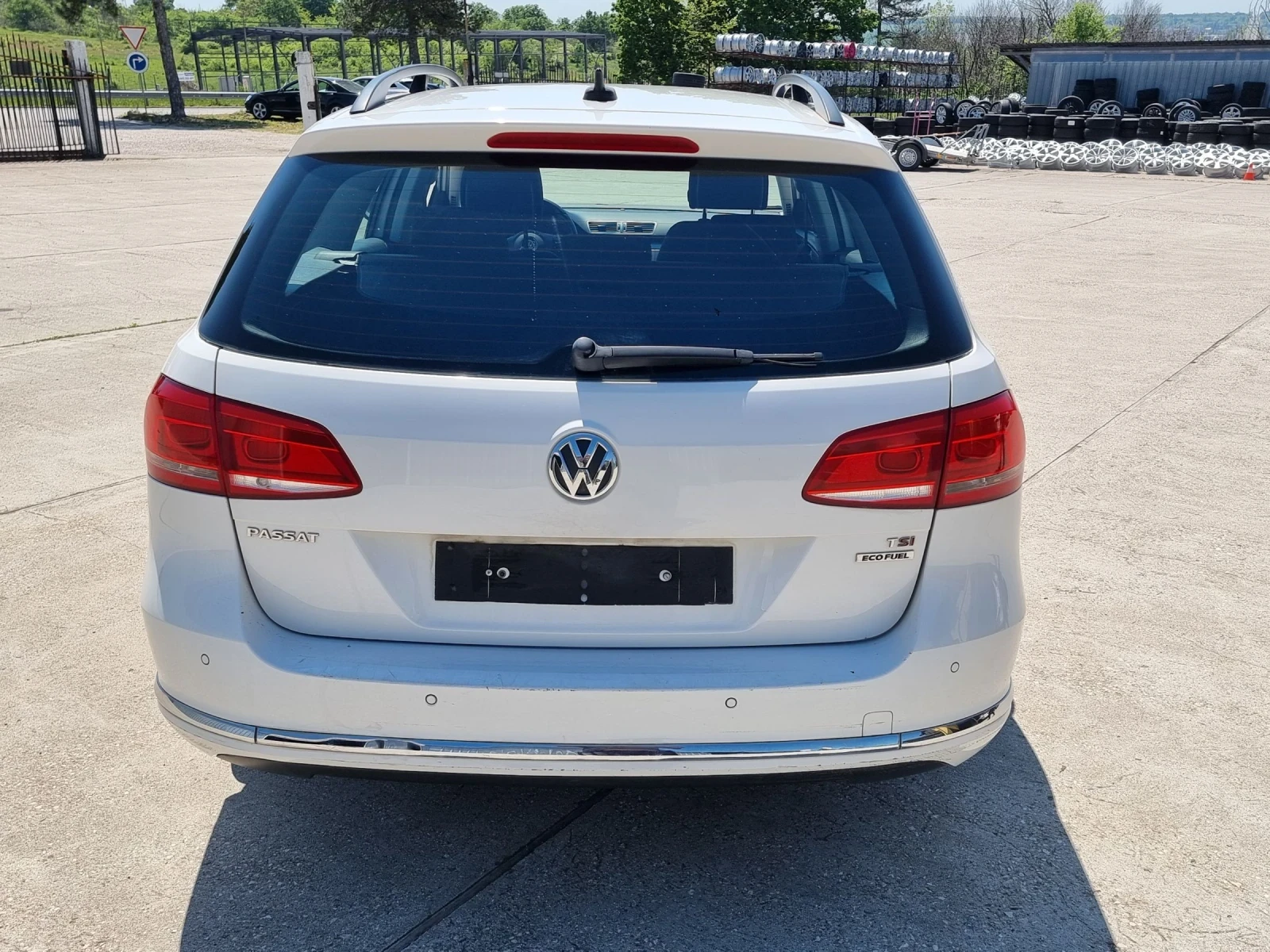 VW Passat Метан/бензин, снимка 8 - Автомобили и джипове - 54440277