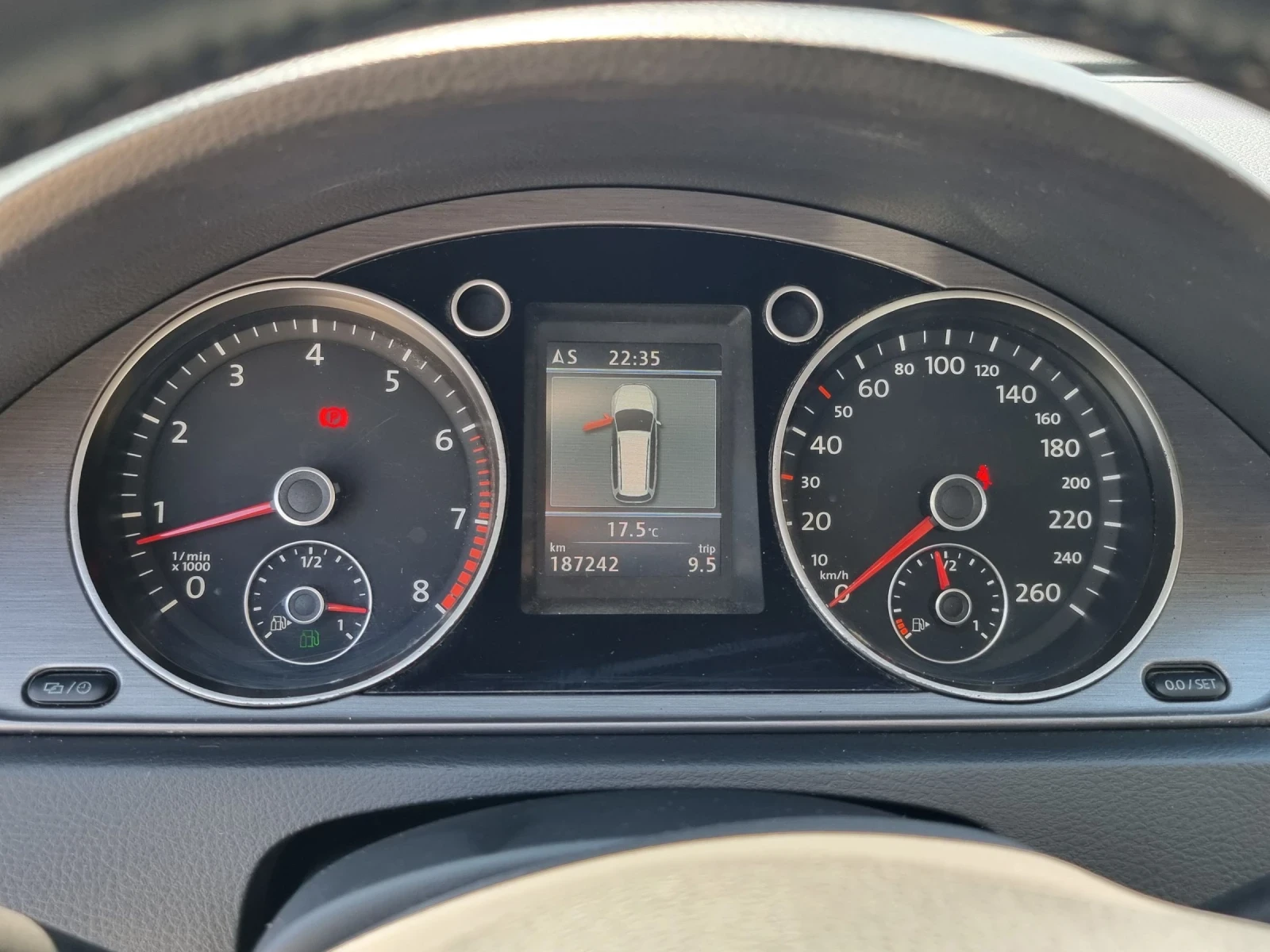 VW Passat Метан/бензин, снимка 17 - Автомобили и джипове - 54440277