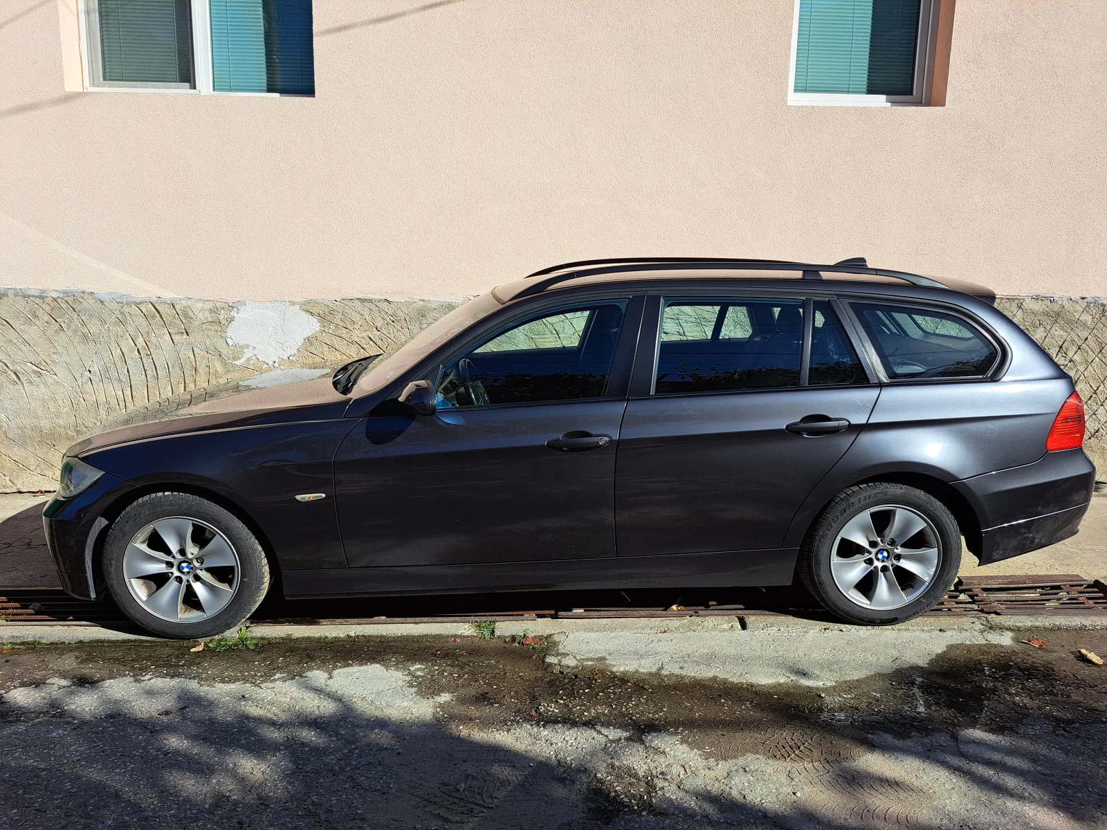 BMW 320, снимка 7 - Автомобили и джипове - 54817860