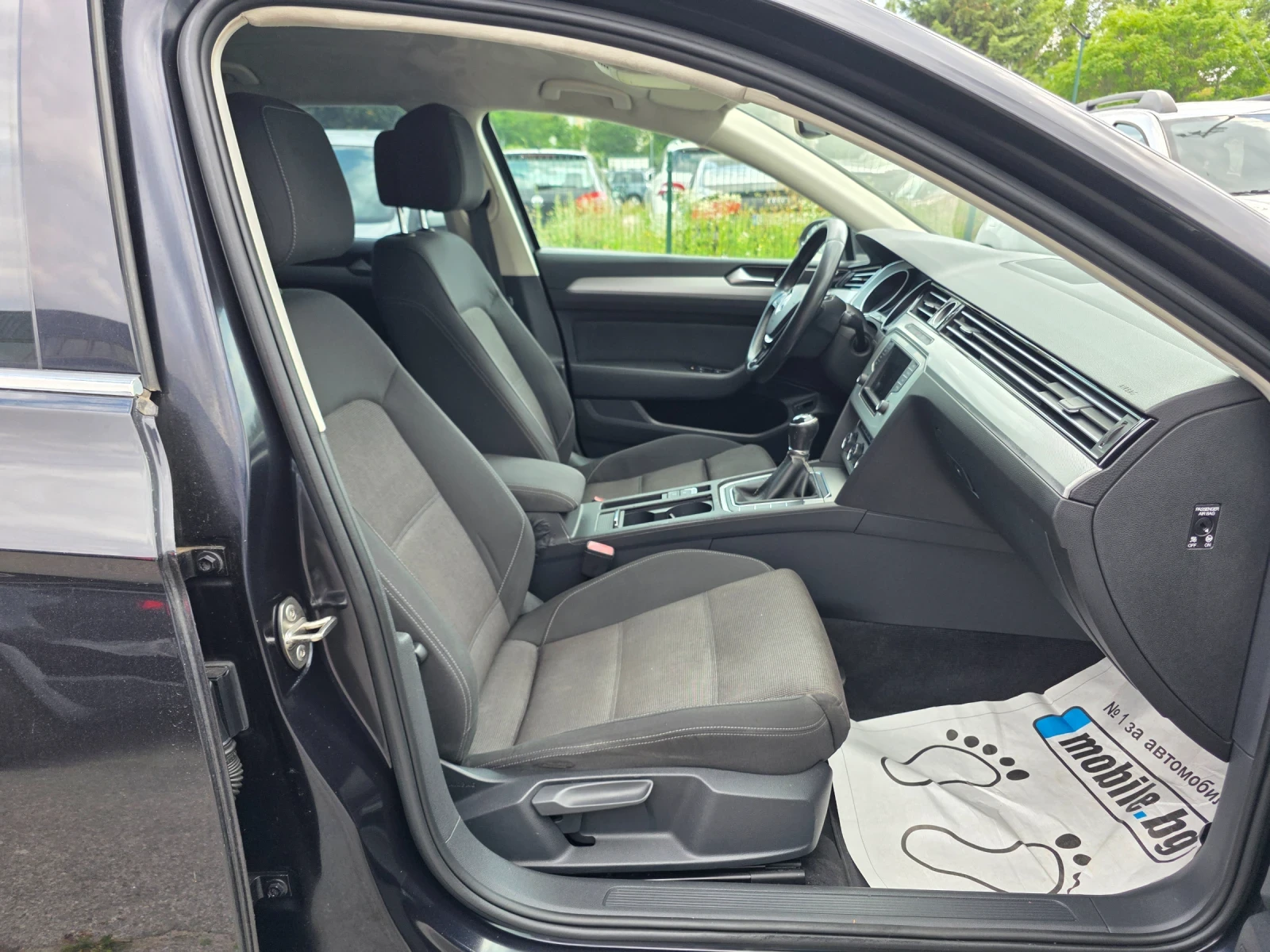 VW Passat 1.6 TDI 120k.c EURO 5B ITALIA , снимка 12 - Автомобили и джипове - 55327966