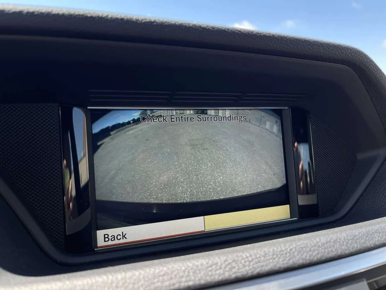Mercedes-Benz E 350 * E350 Sedan 4MATIC | Premium Pkg | AMG Pkg | Harm, снимка 13 - Автомобили и джипове - 55421887