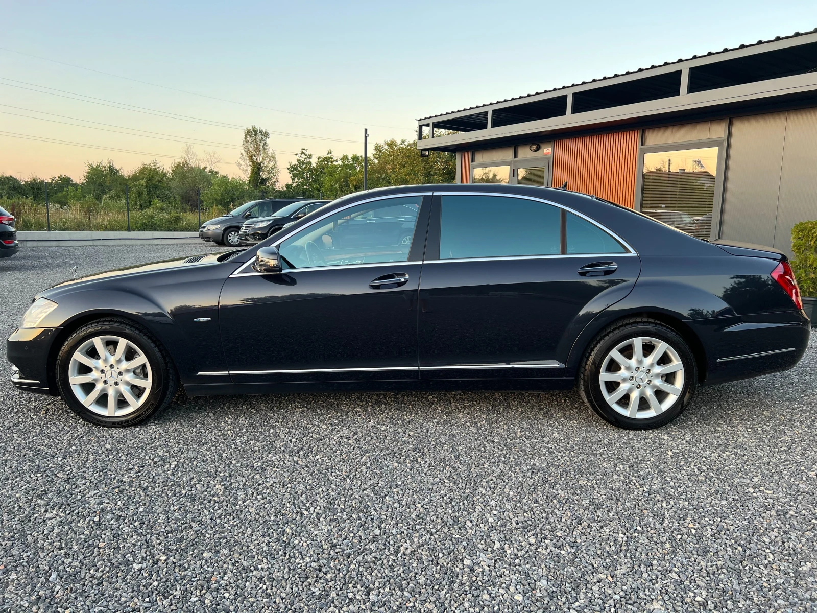 Mercedes-Benz S 350 CDI 4-MATIC/ТОП СЪСТОЯНИЕ/ВСИЧКИ ЕКСТРИ/, снимка 2 - Автомобили и джипове - 55536104